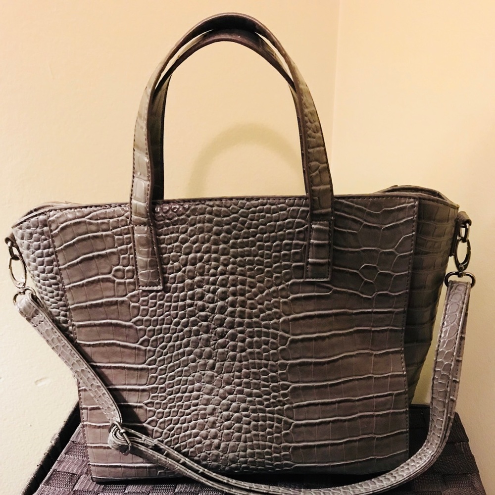 ⚡️FLASH SALE⚡️ Gray Tote